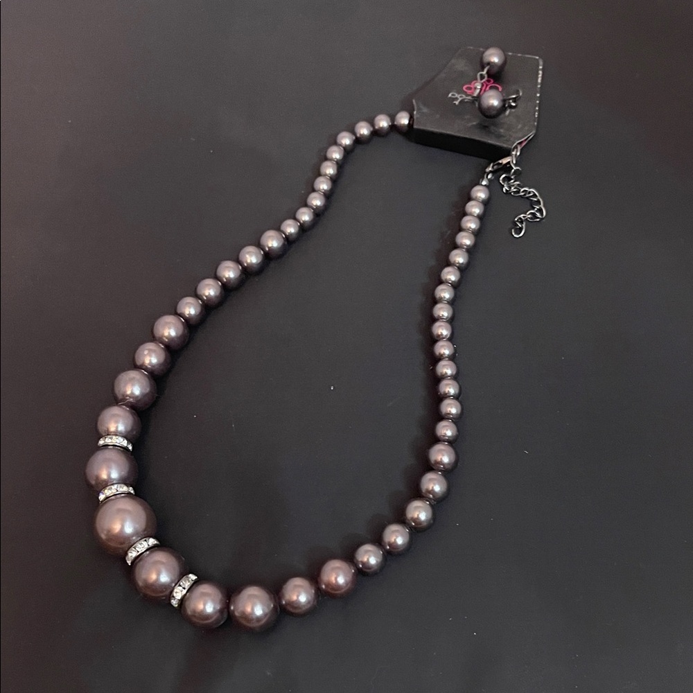 Paparazzi Purple Pearl Necklace Set